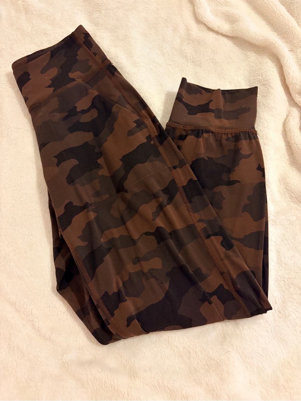 lululemon camo align jogger leggings